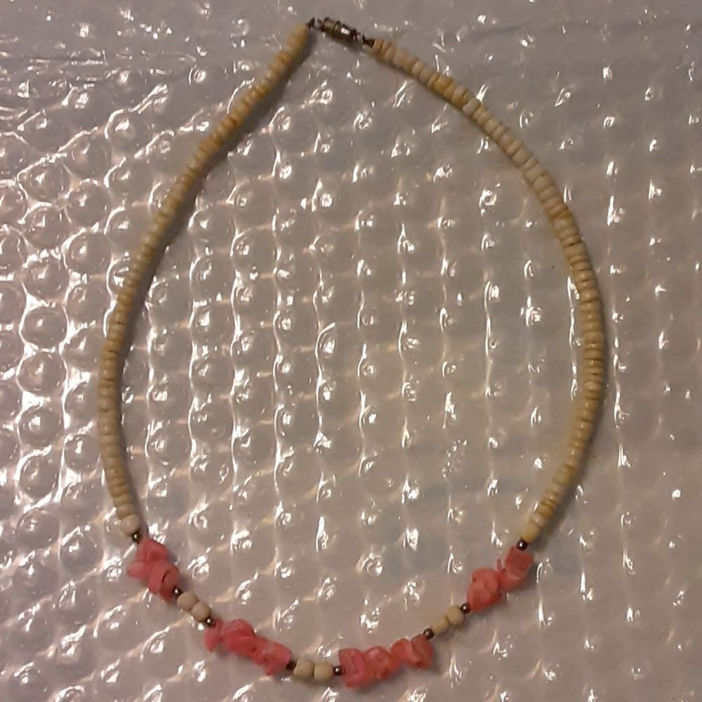 Mother of Pearl Chips, Nuggets Choker